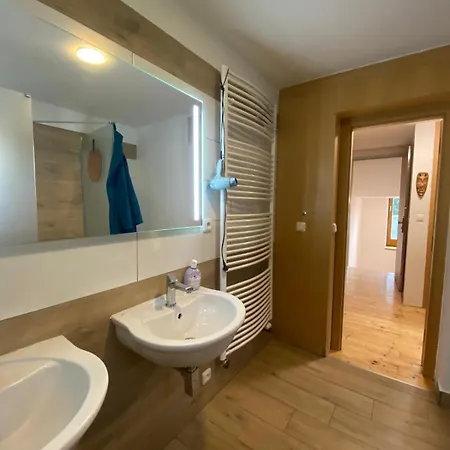 Homestay #3 With Double Bed In A With Nice Pool *