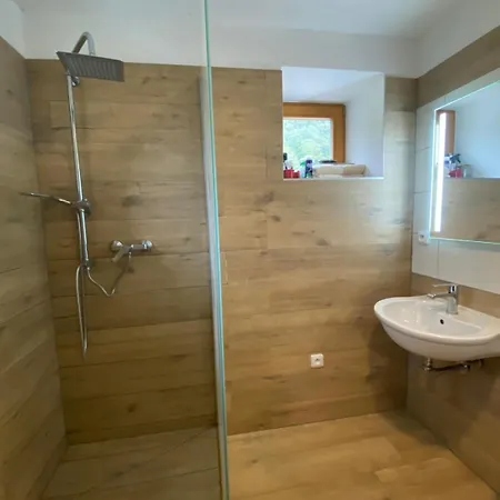 #3 With Double Bed In A With Nice Pool * Vanov