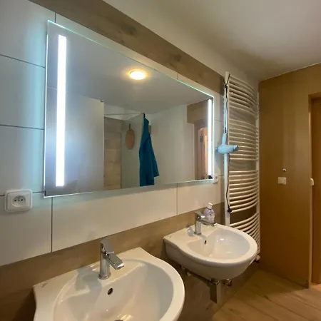 #3 With Double Bed In A With Nice Pool Homestay Vanov